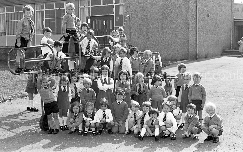 Auchenback Primary One's 1976.