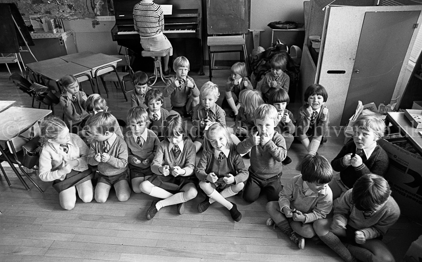 Uplawmoor Primary One's 1977.