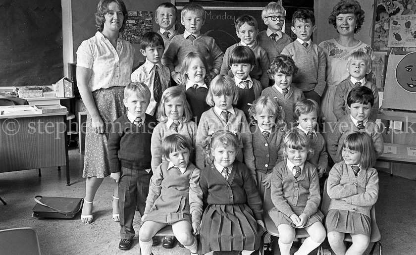 Carlibar Primary One's 1983.