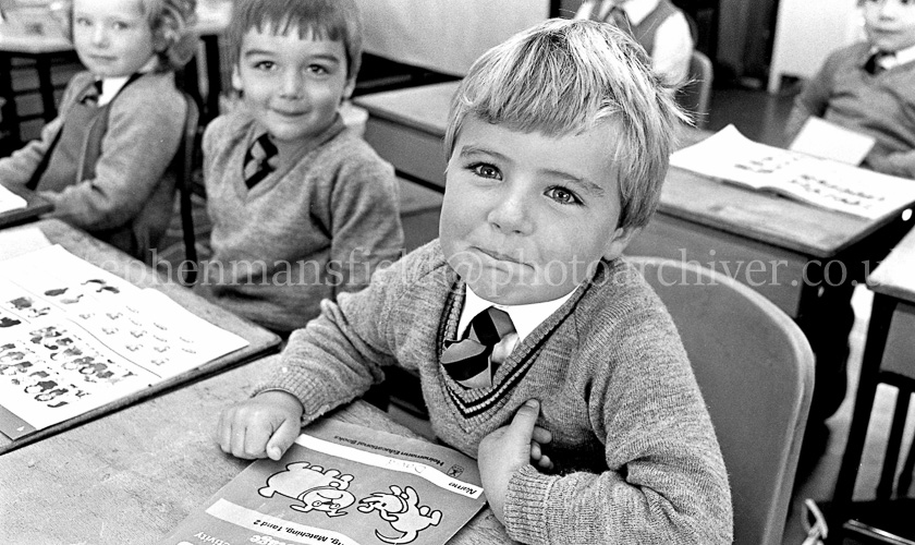 Neilston Primary One's 1984.