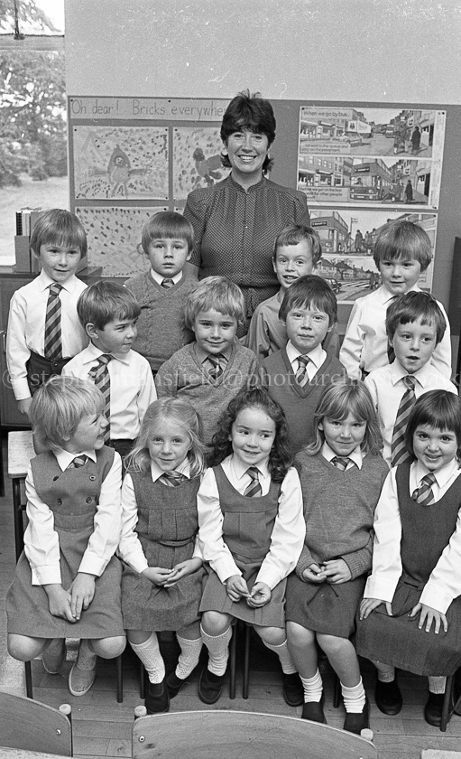  Uplawmoor Primary One's 1985.