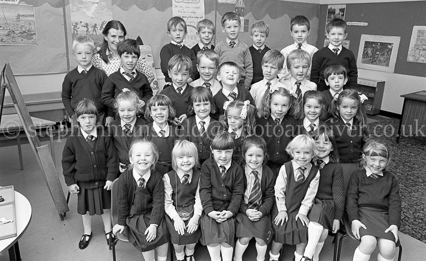 St. Thomas's Primary One's 1988.