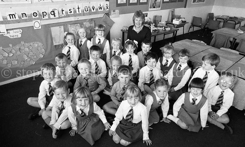 Neilston Primary One's 1988.