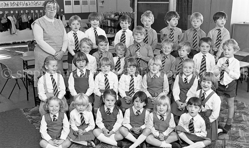 Neilston Primary One's 1984.