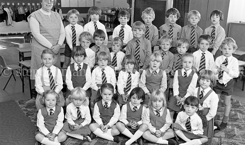 Neilston Primary One's 1984.