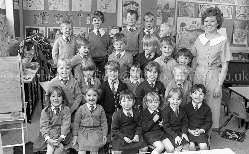 Carlibar Primary One's 1985.