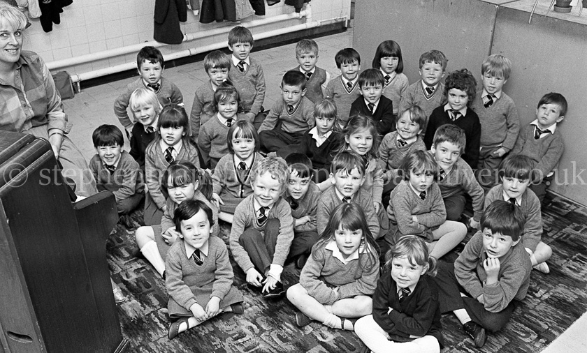  Auchenback Primary One's 1985.