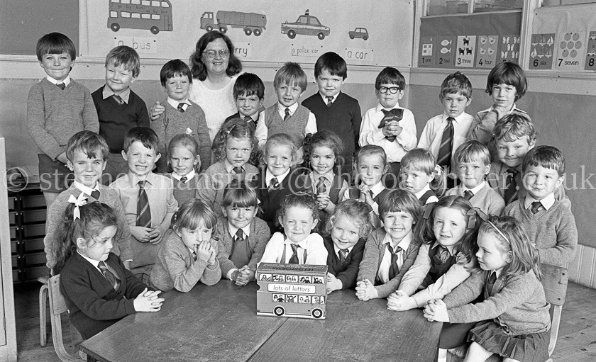 Holy Cross Primary Ones 1984.