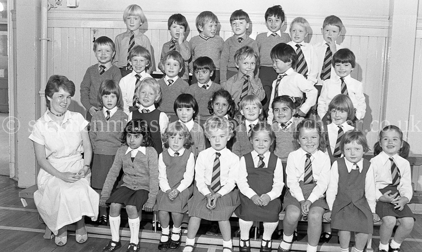 Shawlands Primary One's 1983.