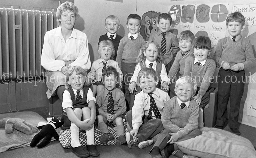 Sir John Maxwell Primary One's 1983.
