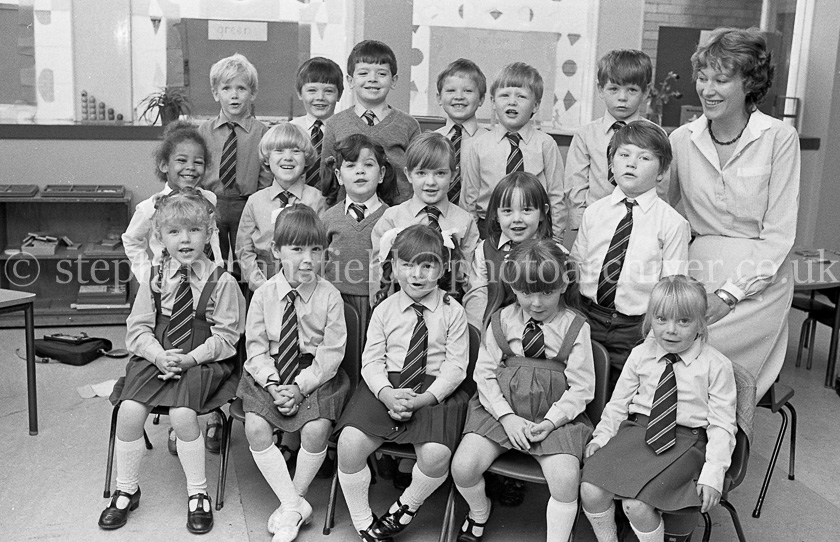 Blackfriars Primary One's 1983.