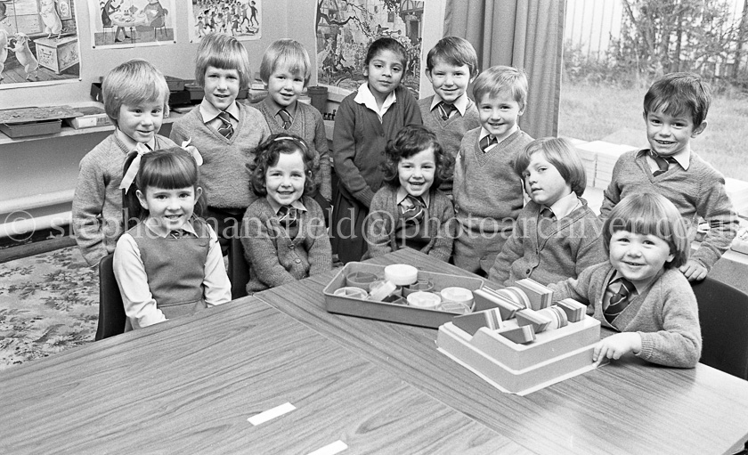 Merrylee Primary One's 1983.